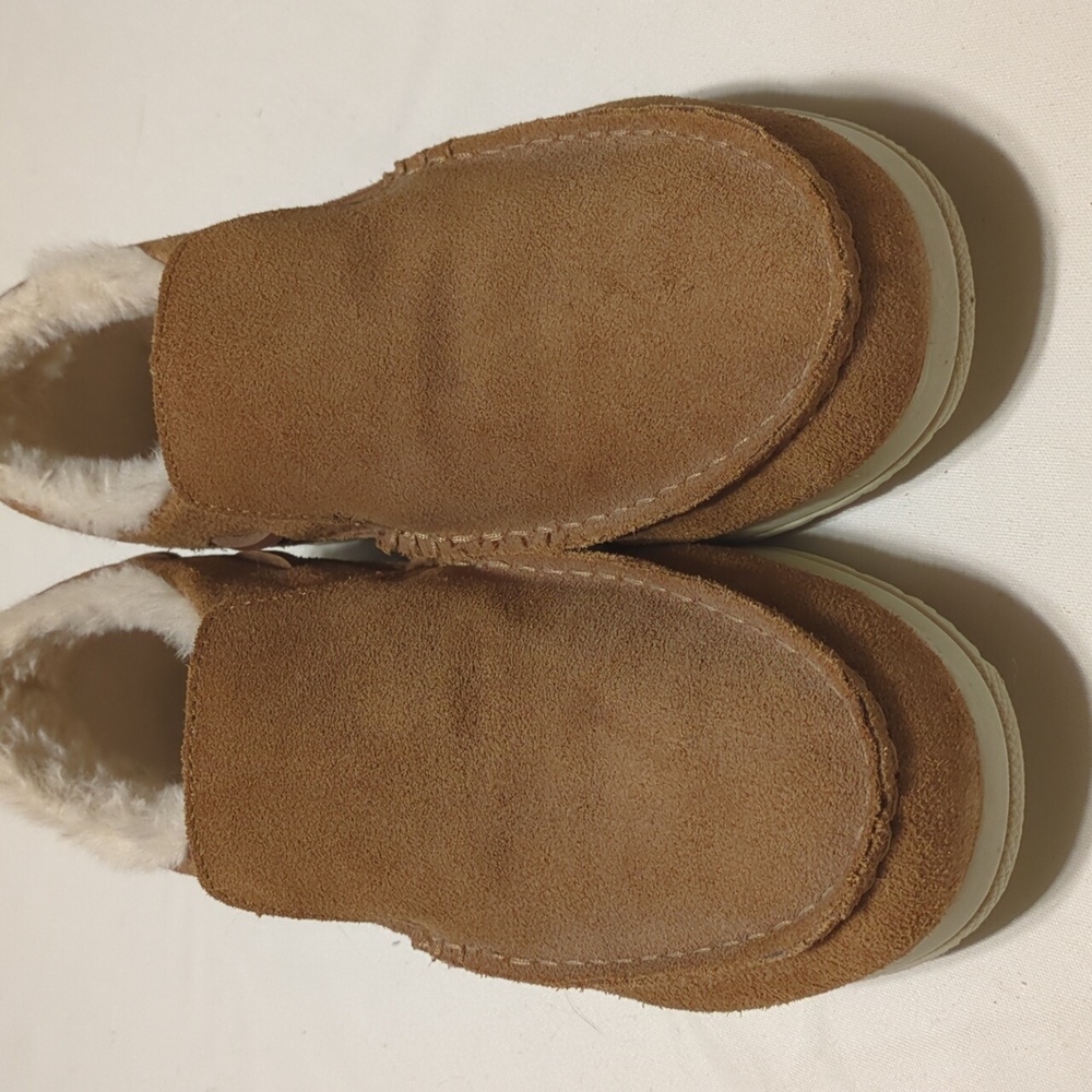 Sperry Suede Faux Fur lined Mocs